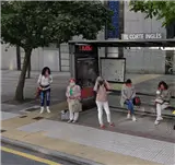 Marquesina publicitaria en la carretera de Oviedo, junto a Hipercor, Gijón
